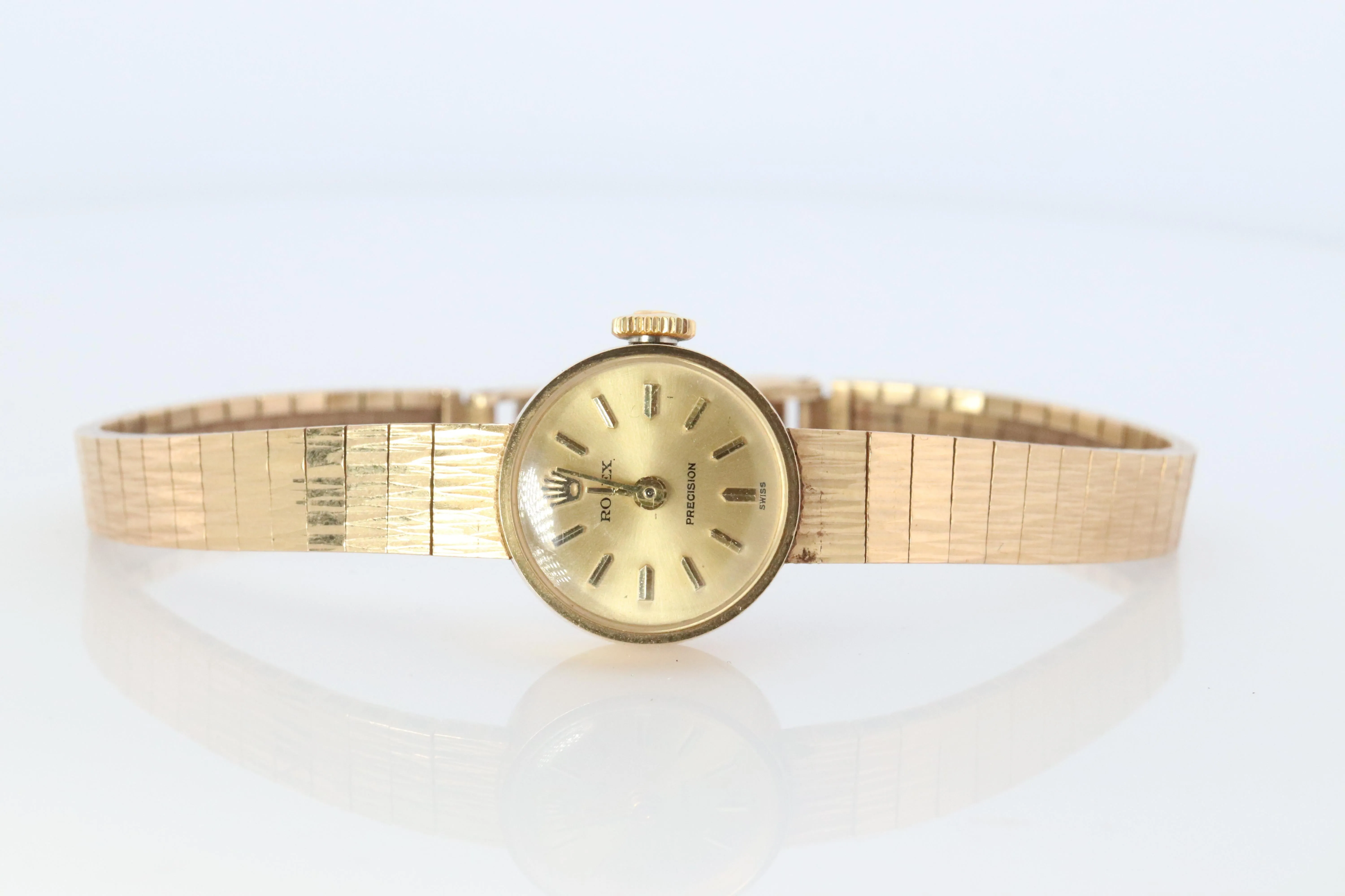 Genuine Rolex Watch. 9k YG Ladies Rolex Mechanical Windup Watch.