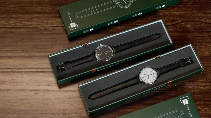 Iarvel Watch - Silver Watchcase Black Dial