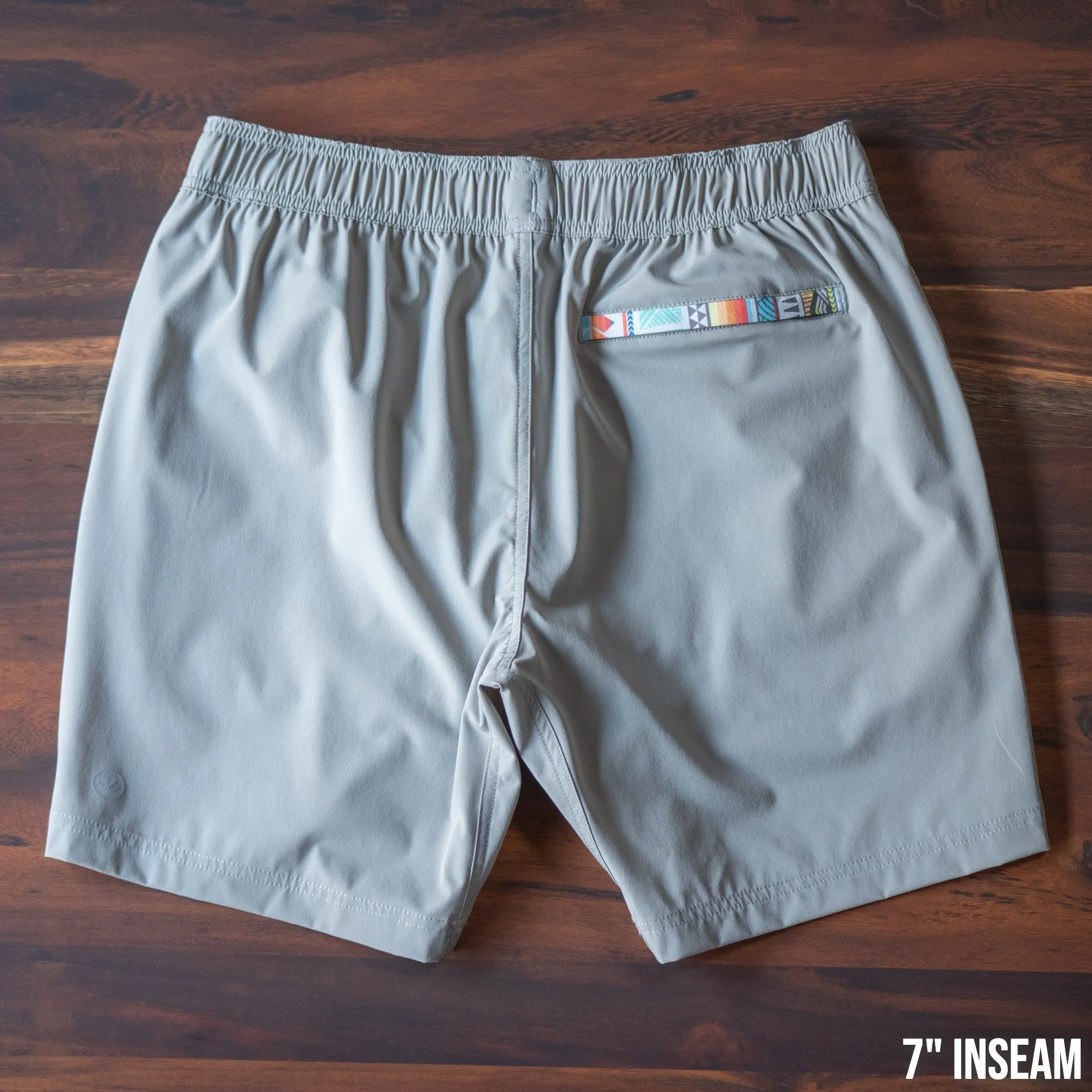 Nomad 3.0 Short (Hybrid) - Ash 5" & 7" - Linerless