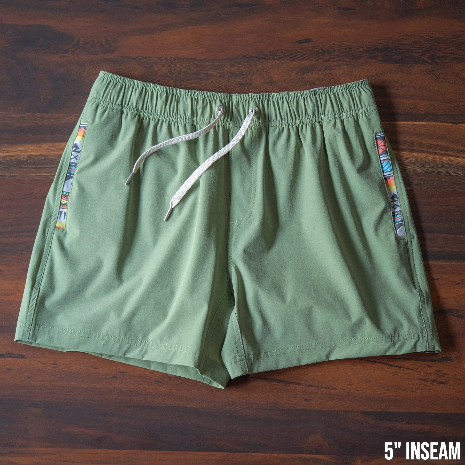 Nomad 3.0 Short (Hybrid) - Sage 5" & 7" - Linerless