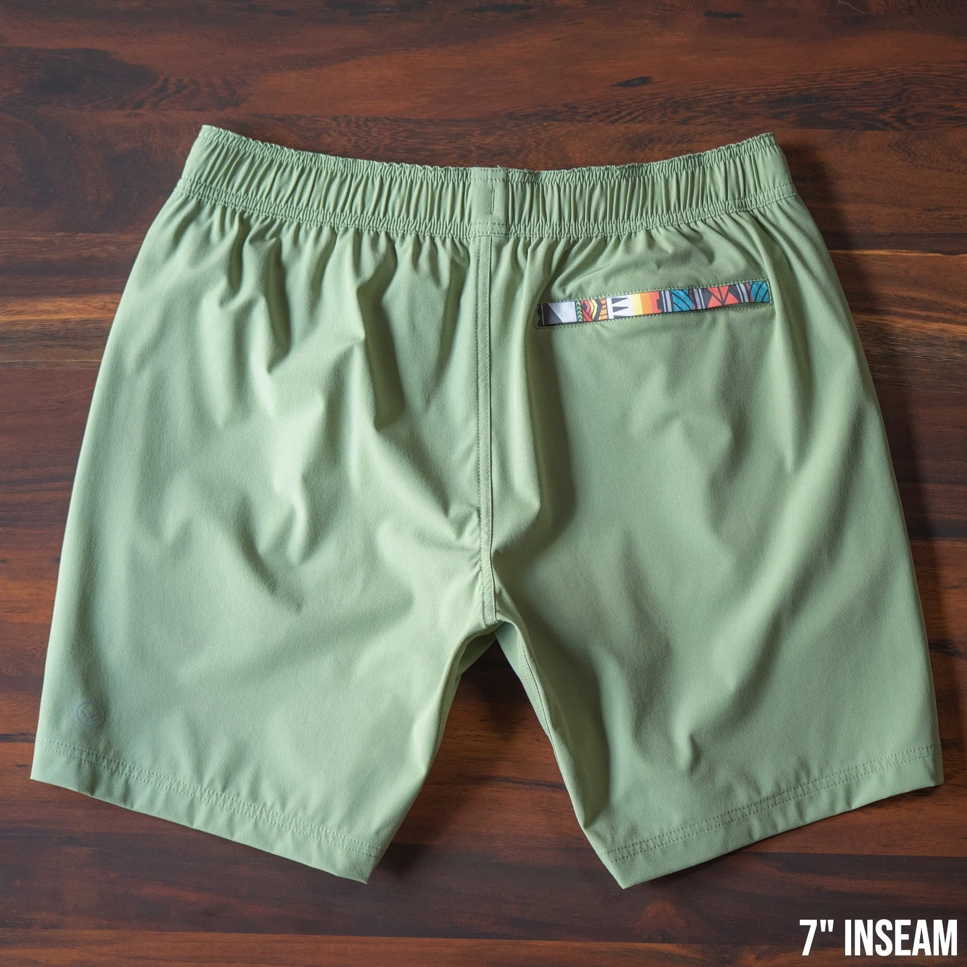 Nomad 3.0 Short (Hybrid) - Sage 5" & 7" - Linerless