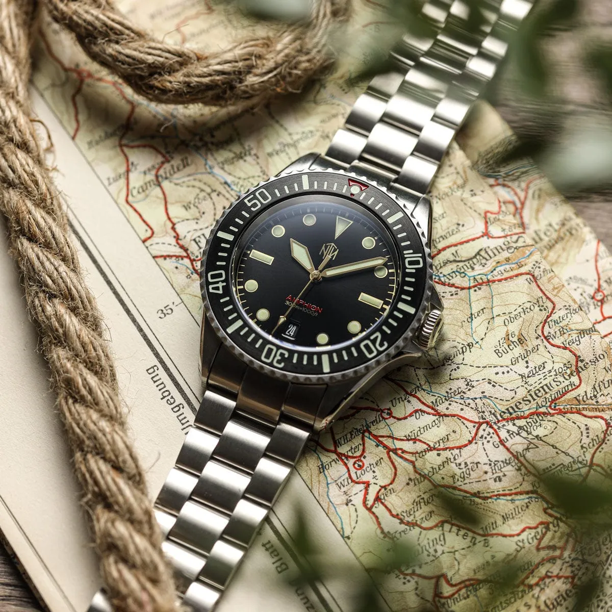 NTH Amphion Dive Watch - Vintage Gilt - Date - LIKE NEW
