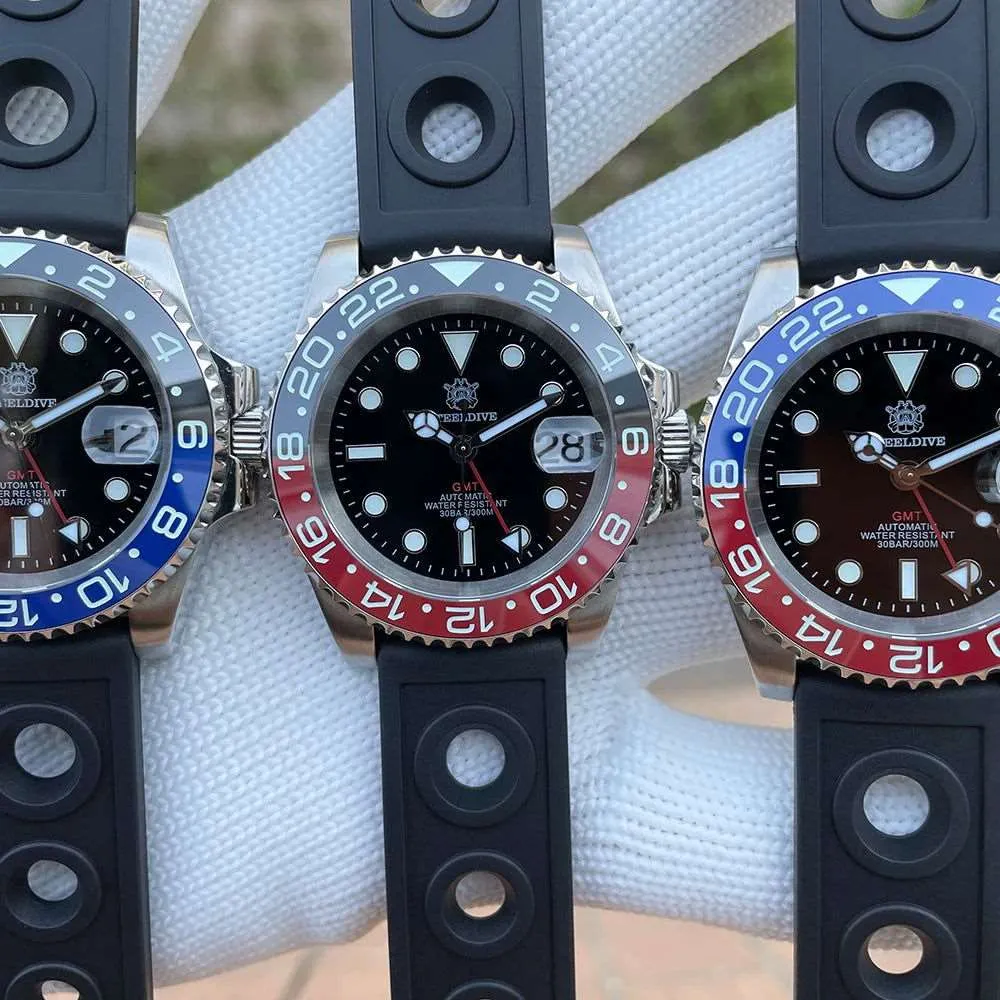 Steeldive GMT Master II Ceramic Full Lume Homage Watches